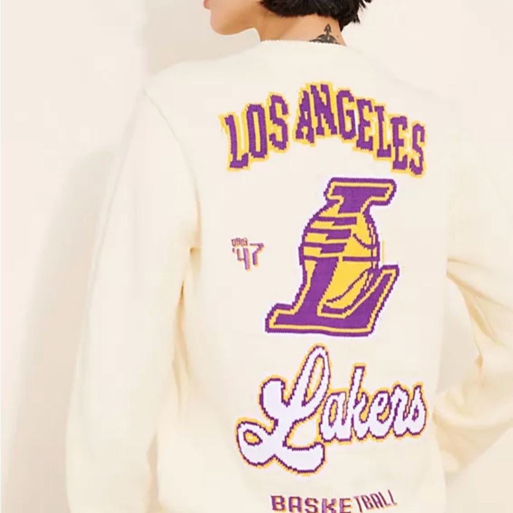 Los Angeles Lakers Cream Crewneck Sweater